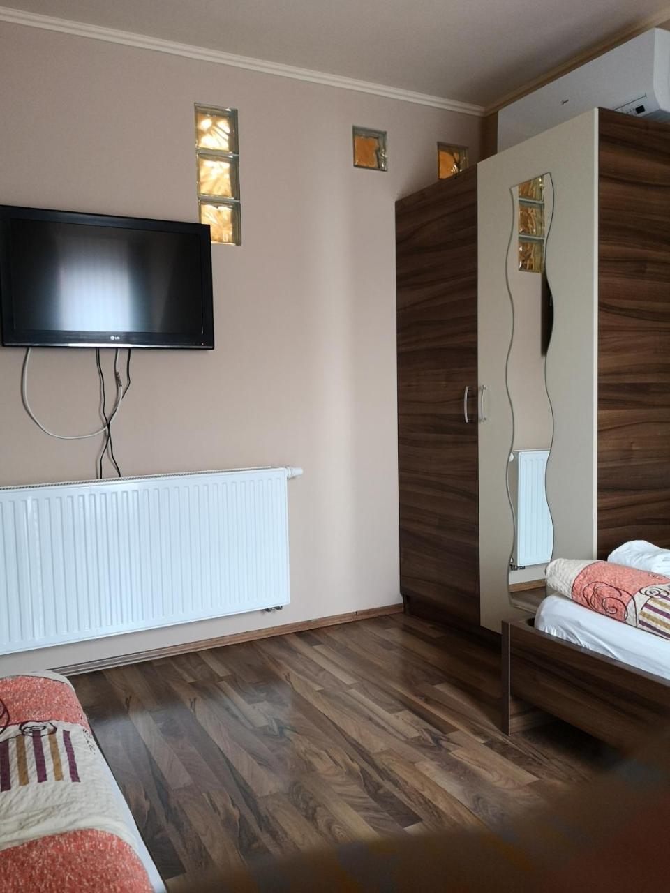 Borostyan Panzio Balatonfuered Bed & Breakfast Eksteriør bilde