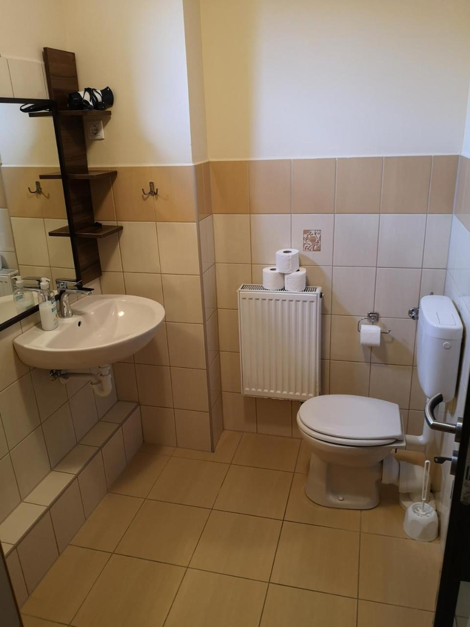 Borostyan Panzio Balatonfuered Bed & Breakfast Eksteriør bilde