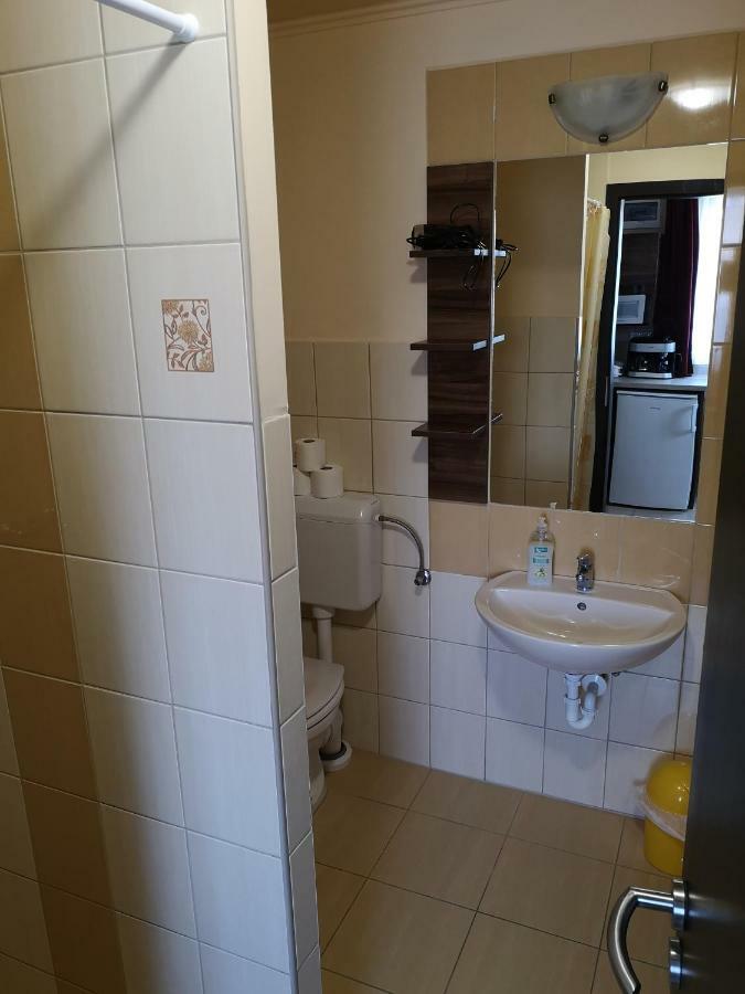 Borostyan Panzio Balatonfuered Bed & Breakfast Eksteriør bilde